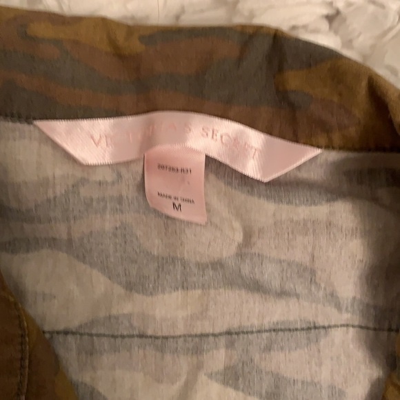 Victoria’s Secret | RARE‎ camo military jacket jem - Picture 3 of 10